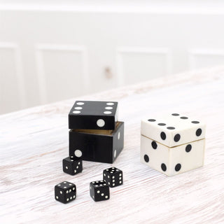 Dice Box with 8 Dice | Resin Dice - Shaped Storage Case Gaming Set - 5.5cm