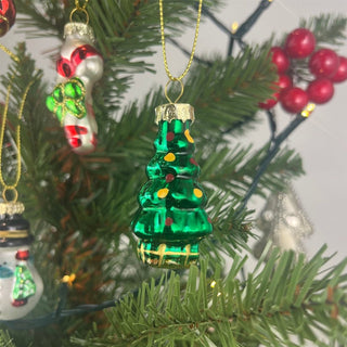 Set of 8 Nostalgia Christmas Baubles | 8 Traditional Christmas Tree Ornaments