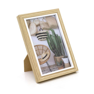 White Trim Wooden Photo Frame 6x4 | Freestanding Single Aperture Picture Frame